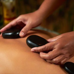 Massages aux pierres chaudes